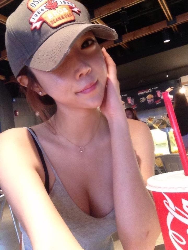 KK04 312张 同人生活照全套珍藏 大胸网红-4