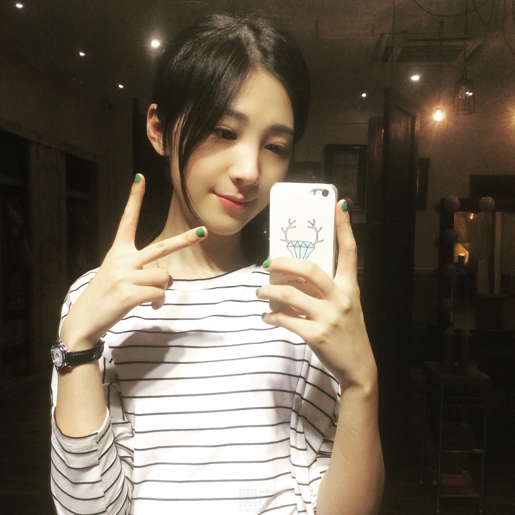 KK16 100张 成熟女神都市白领自拍-1
