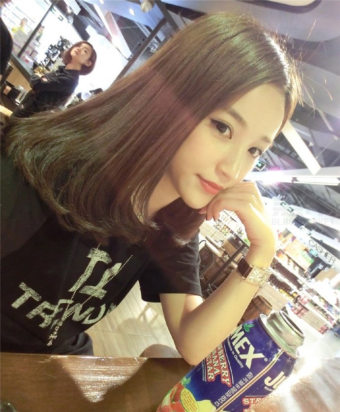 KK18 358张 超气质美女模特自拍照网红-10