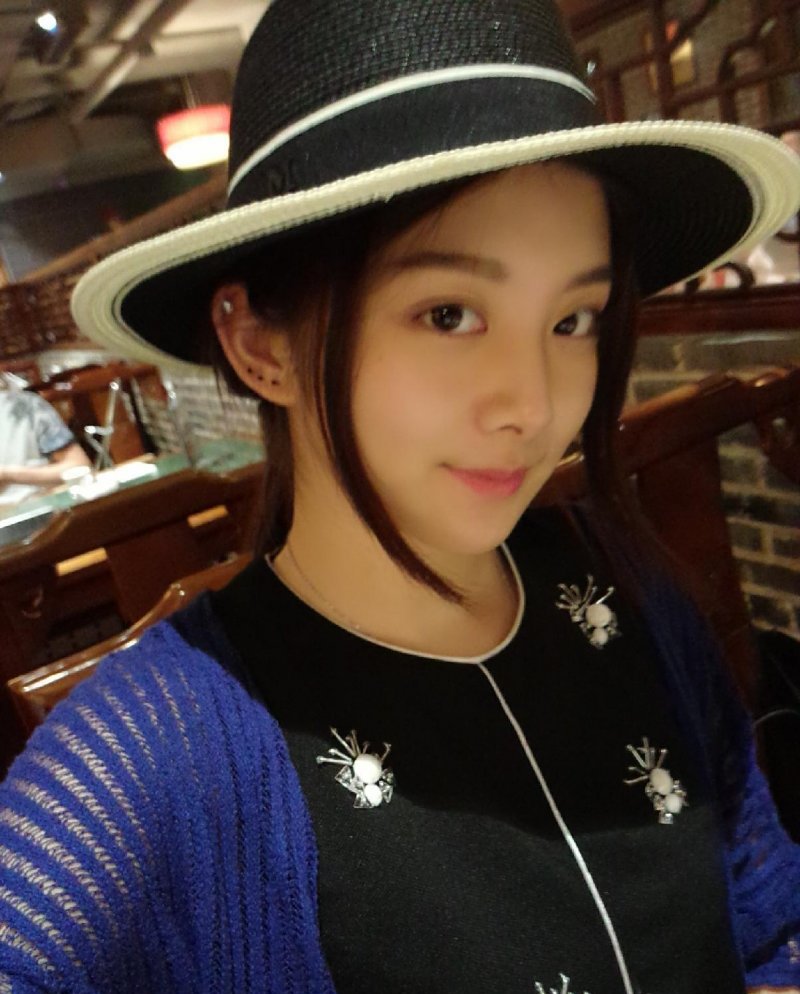 KK21 380张 成熟性感美女网红自拍生活照-14