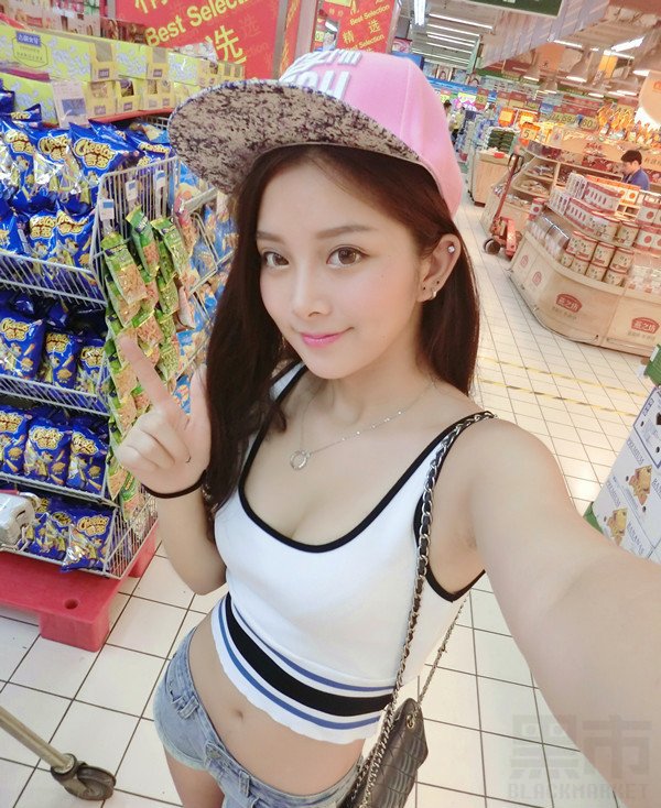 KK21 380张 成熟性感美女网红自拍生活照-10