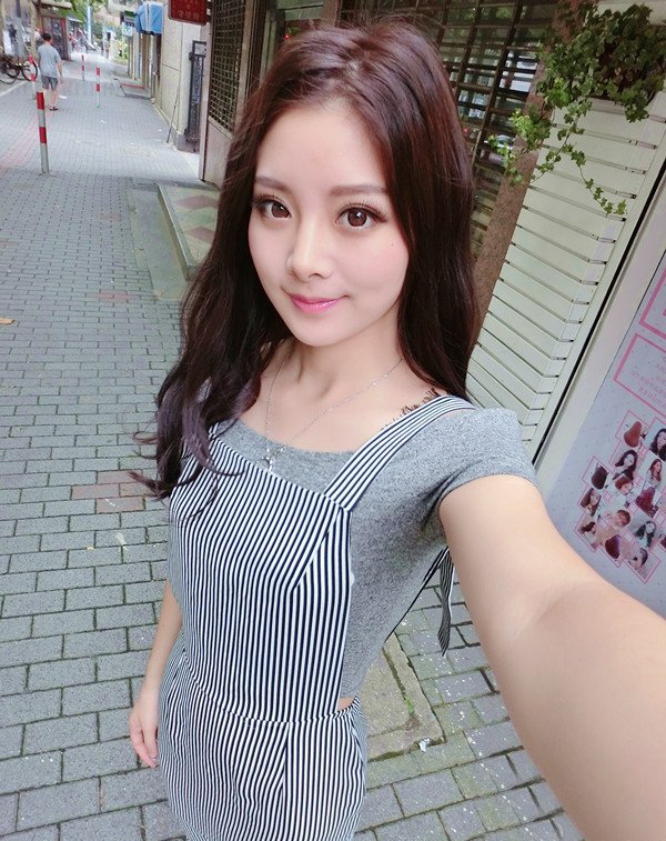 KK21 380张 成熟性感美女网红自拍生活照-6
