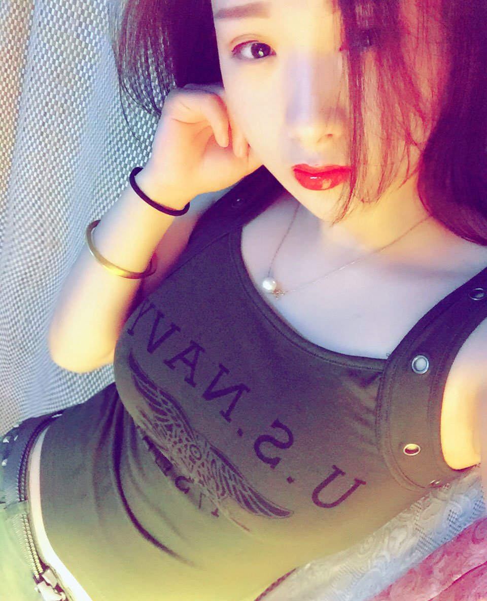 F4 275照片+36视频大奶美女生活照套图-8