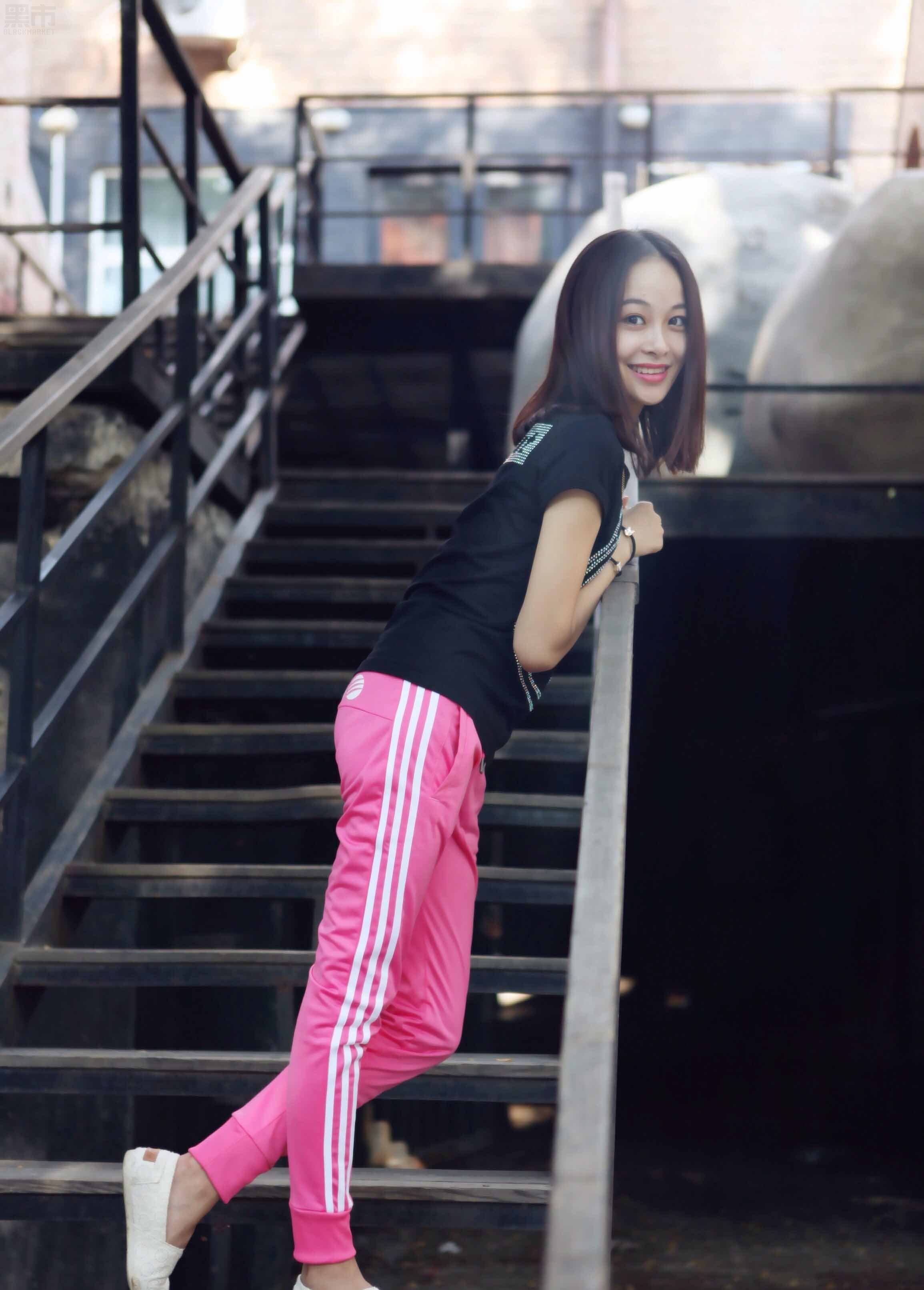 KK33 162张 邻家美女真实生活照套图-8