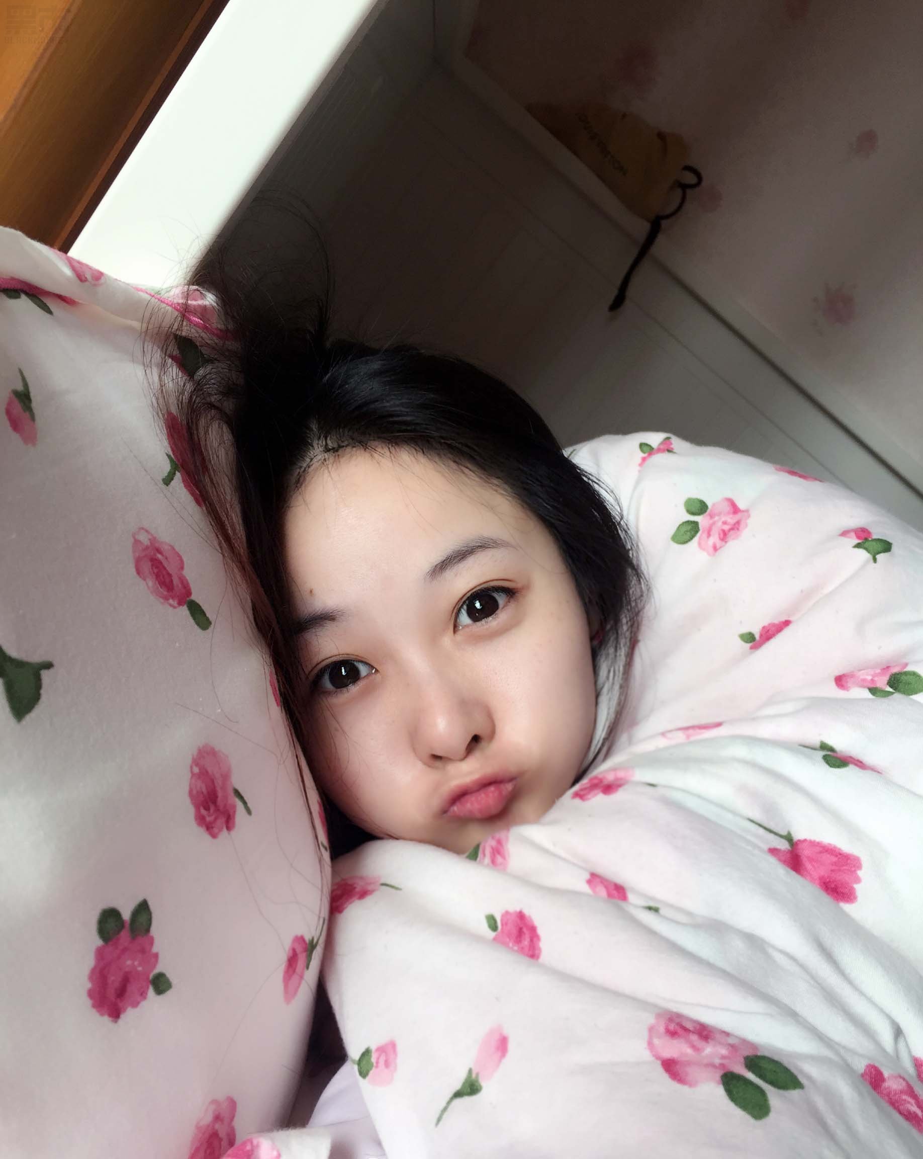 KK33 162张 邻家美女真实生活照套图-6