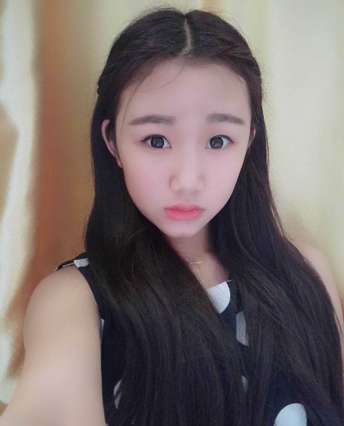 KK75_106张 超真实美女朋友圈生活照素材-10