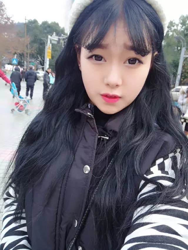 KK77_745张图+32个视频 超真实美女青春朋友圈生活照-12
