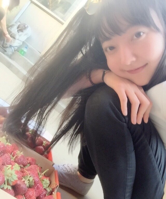 W47_女套图251照片+1视频（甜美可爱邻家女孩婴儿肥——美女真实生活照组合）-4