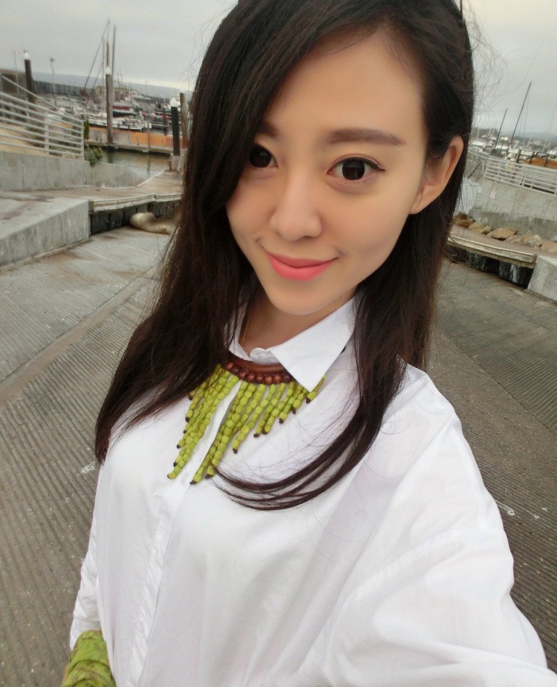 W48_女套图430照片（时尚青春健身身材好高挑长腿旅游潮流好气质网红脸白富美——素颜真实美女生活照）-7