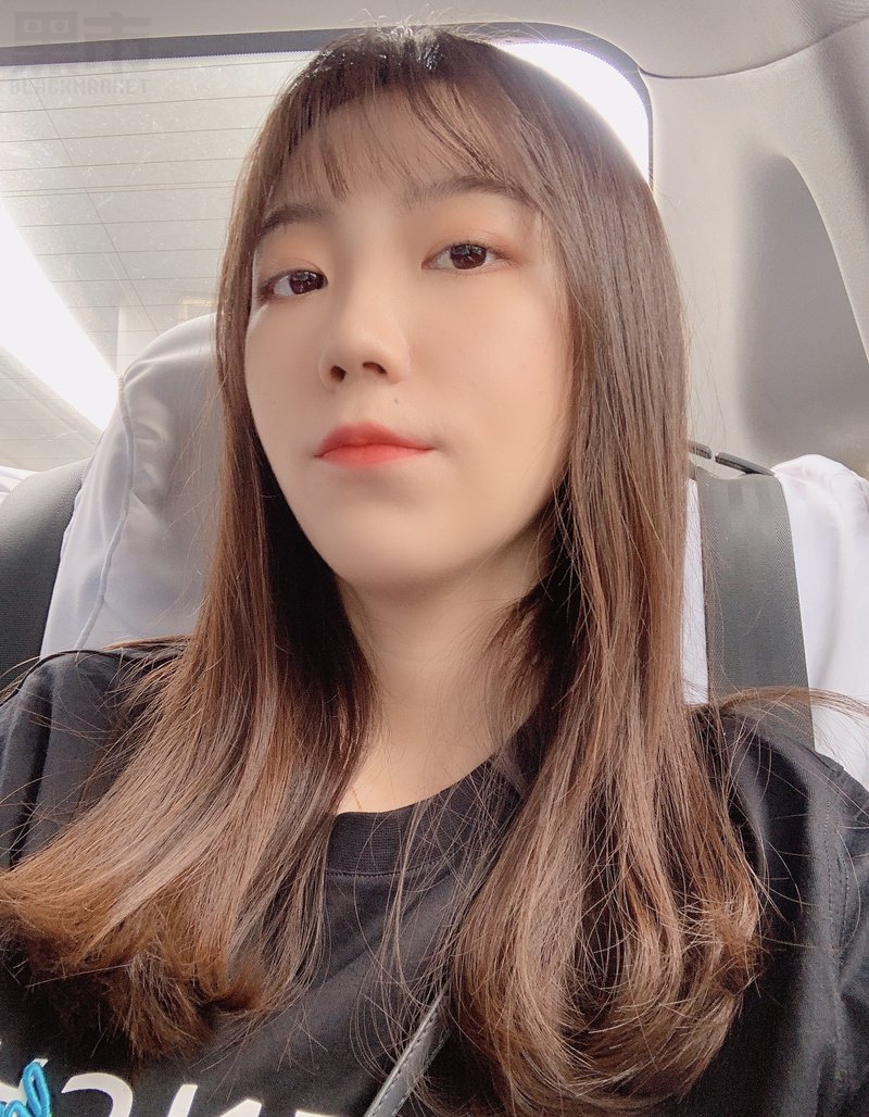 W60_女套图518照片（大学生 爱旅游 青春活力时尚美少女）-8