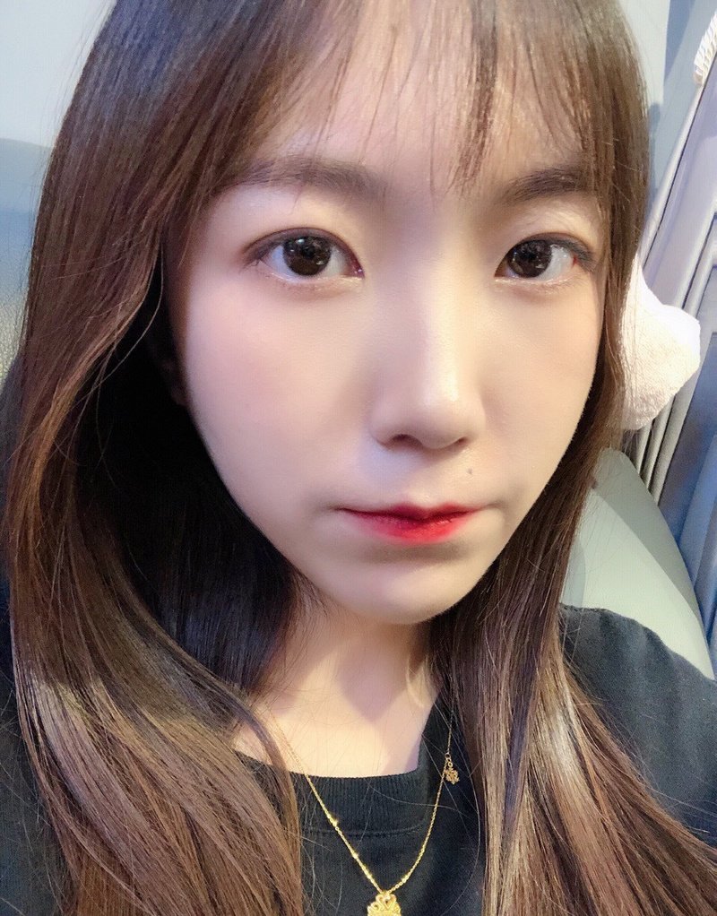 W60_女套图518照片（大学生 爱旅游 青春活力时尚美少女）-6