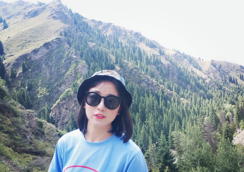 W63_女套图232照片（爱旅游 真实素颜美女生活照）-1
