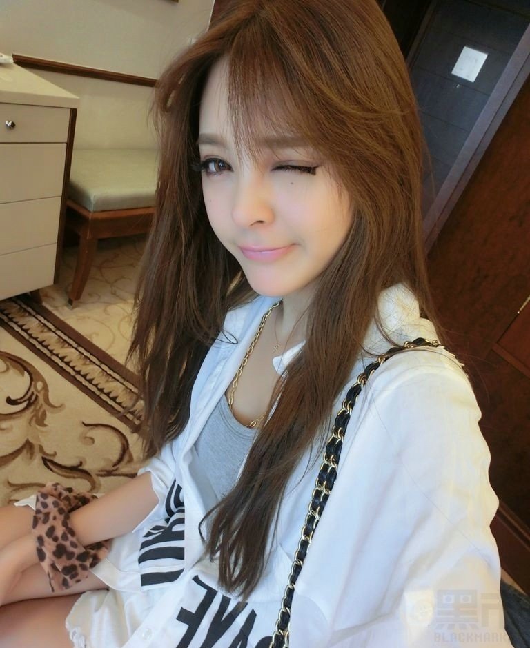 ZZ03_2837图 百变网红风格美女生活照素材套图-12