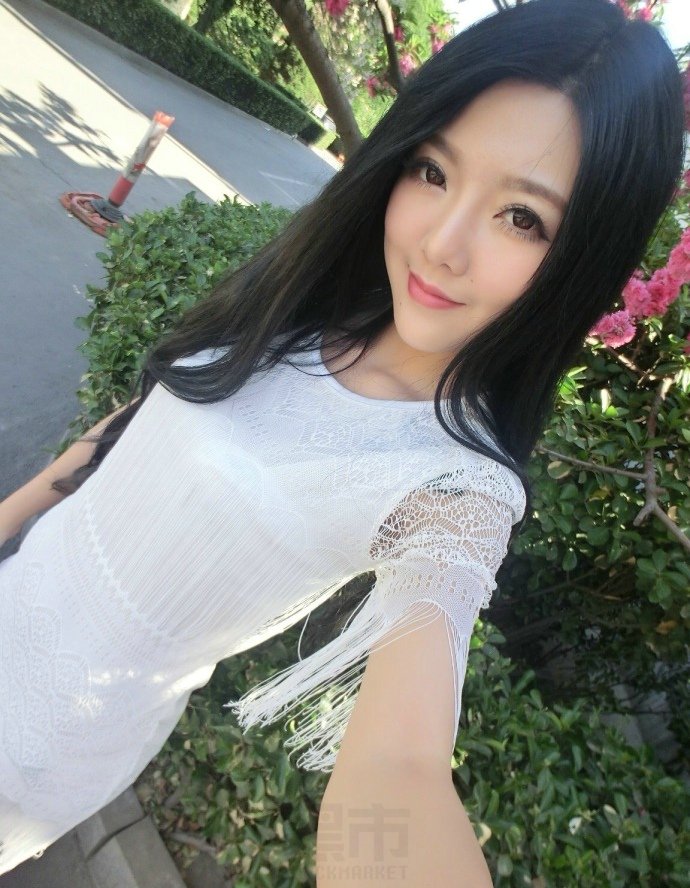 ZZ04_1868图 美腿带纹身好身材美女生活照素材套图-1
