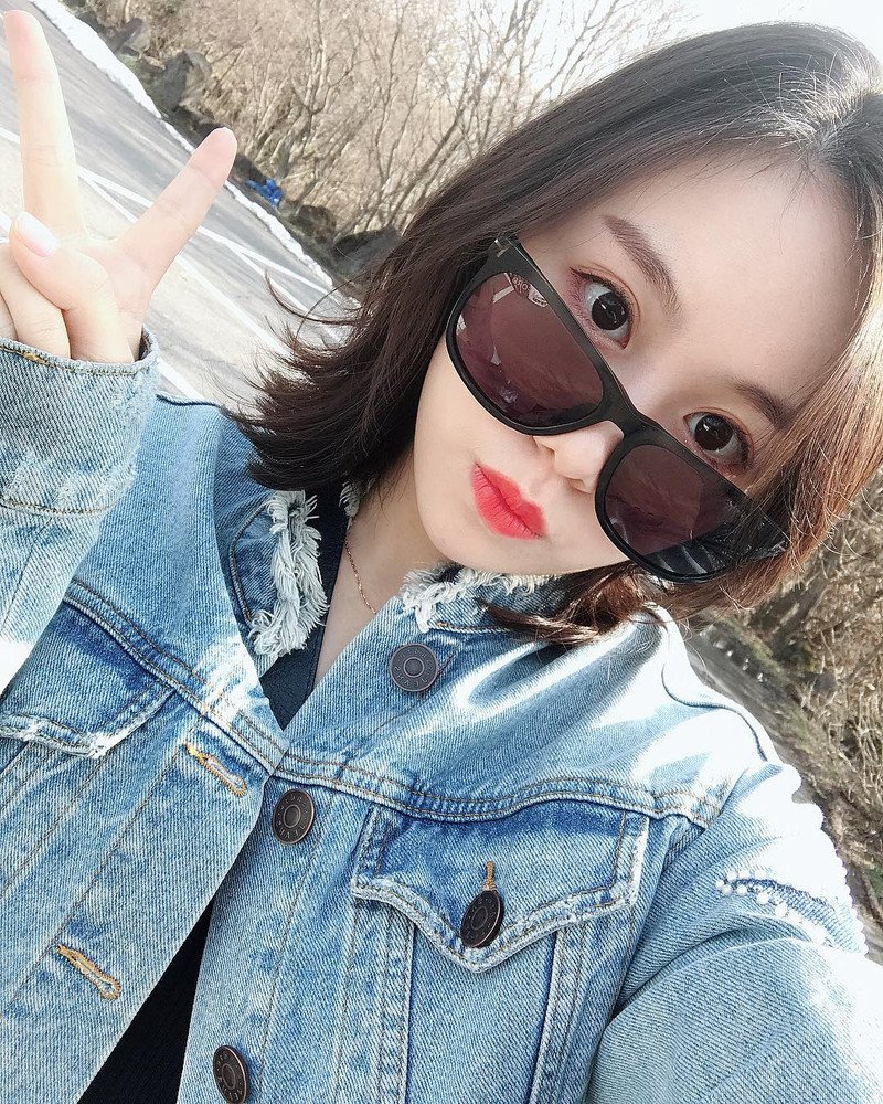 W24_女套图463照片+5视频（白富美时尚青春靓丽女神自拍生活照真实）-14