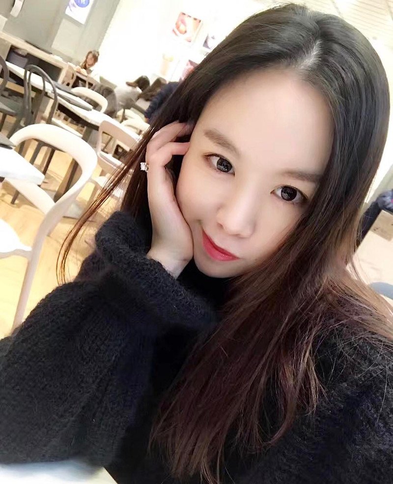 W24_女套图463照片+5视频（白富美时尚青春靓丽女神自拍生活照真实）-9
