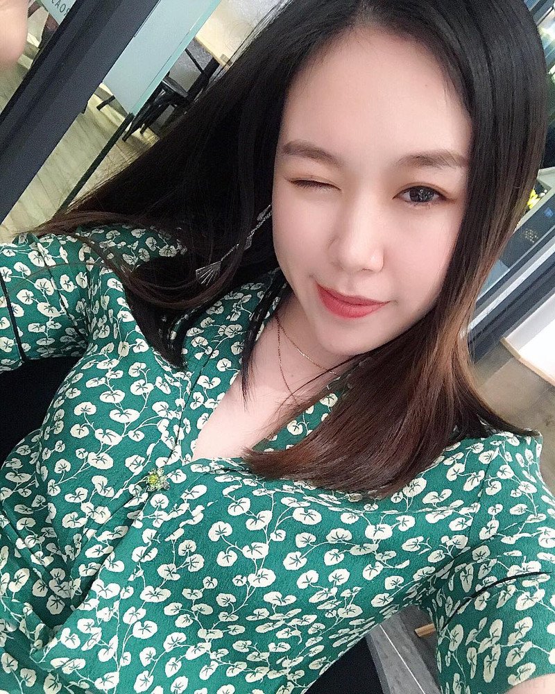 W24_女套图463照片+5视频（白富美时尚青春靓丽女神自拍生活照真实）-12