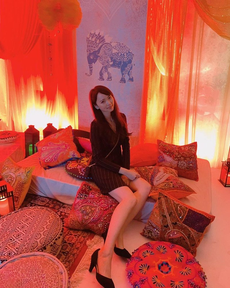 W26_女套图509照片+40视频（长腿女神美腿清纯邻家青春照素颜自拍照生活照）-1
