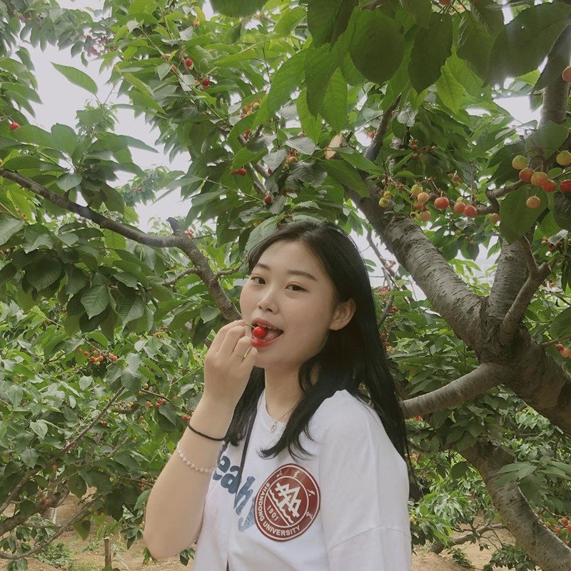W27_女套图466照片（可爱小美女年轻活泼素颜青春清纯自拍照）-13