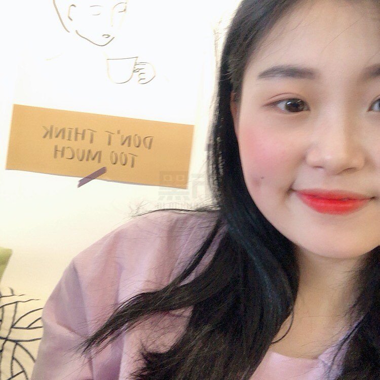 W27_女套图466照片（可爱小美女年轻活泼素颜青春清纯自拍照）-14