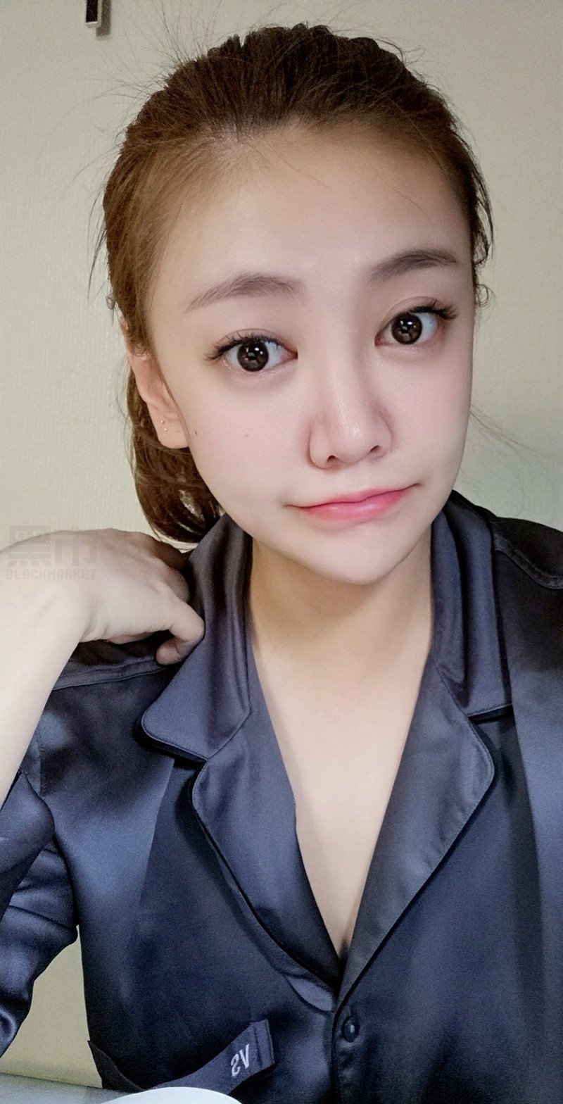 W33_女套图230照片+9视频（时尚性感网红脸）-13