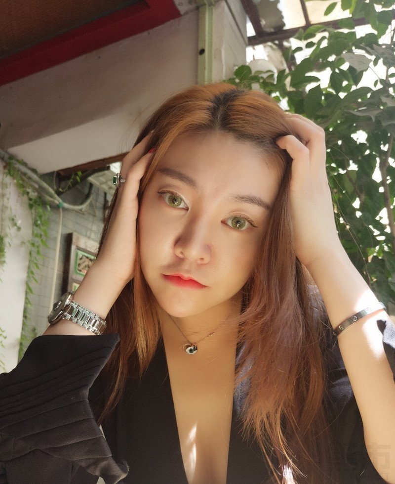 W33_女套图230照片+9视频（时尚性感网红脸）-5