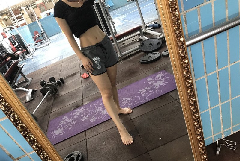 W34_女套图1259照片+37视频（有腹肌好身材苗条健身时尚甜美可人旅游百变造型）-6