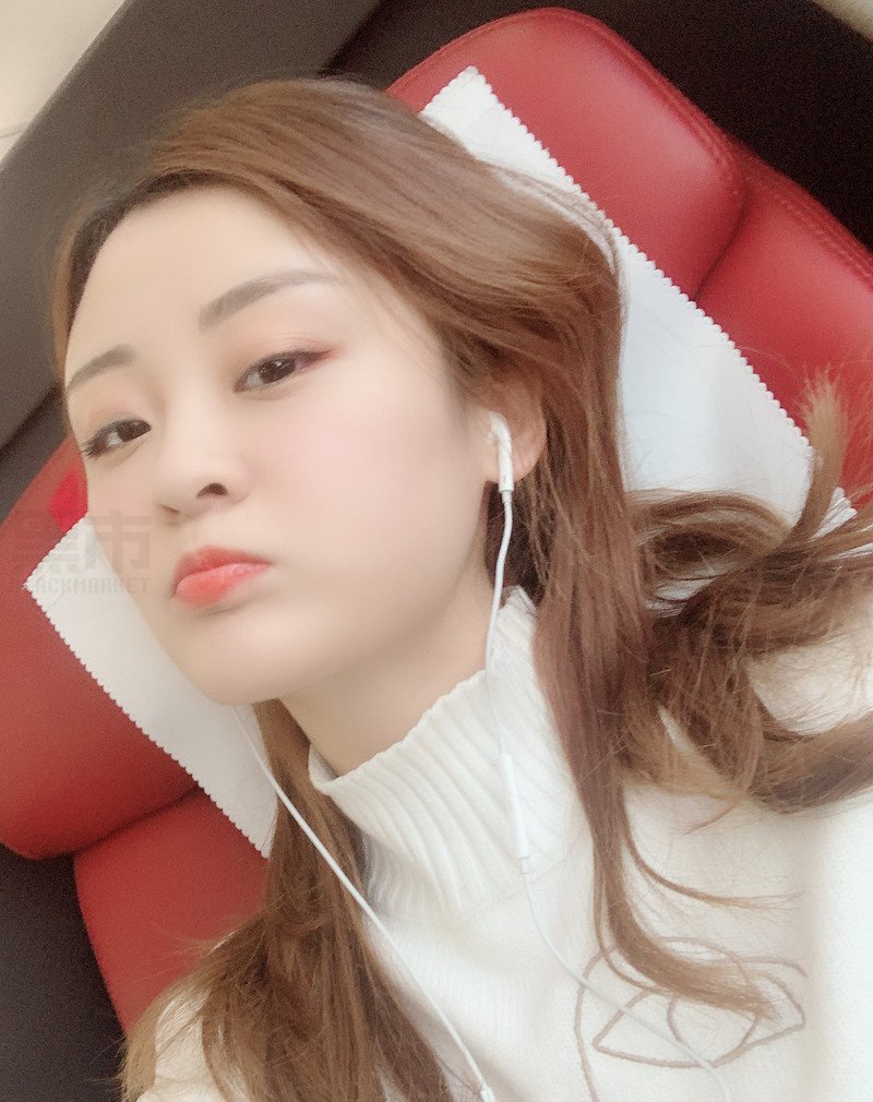 W39_女套图220照片（可爱青春清纯少女白富美旅游——美女生活照片头像组图）-9