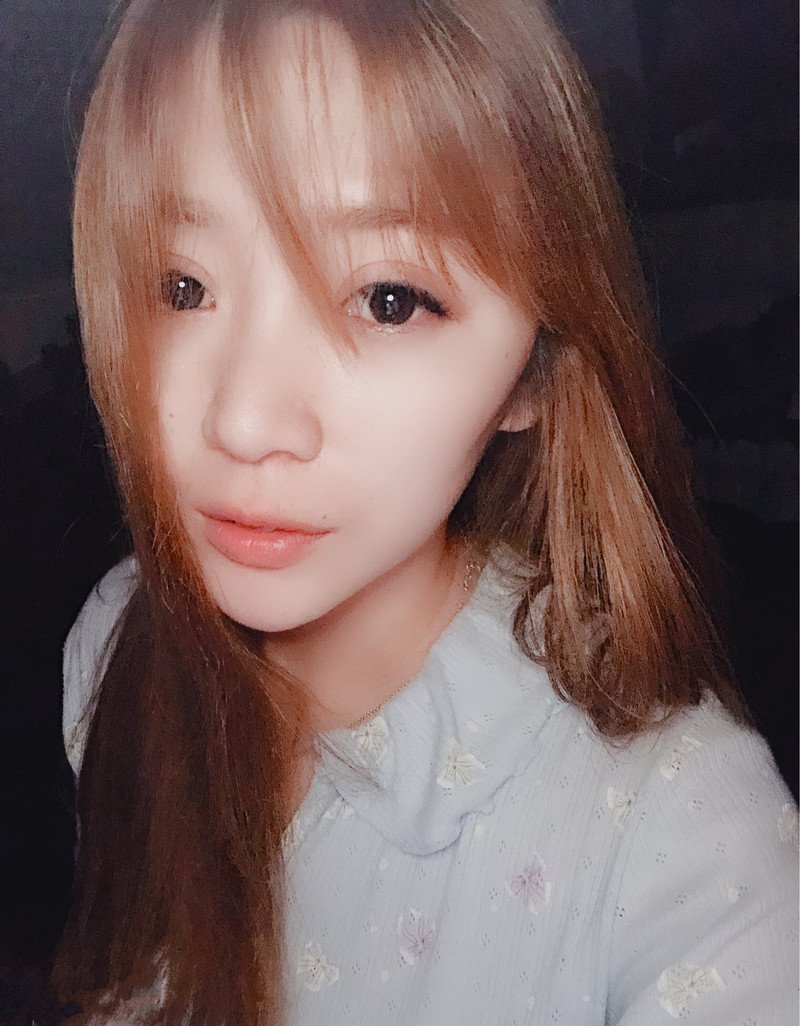 W40_女套图1371照片+30视频（可爱萌妹青春活泼旅游时尚网红脸——美女生活组图同一个人）-15