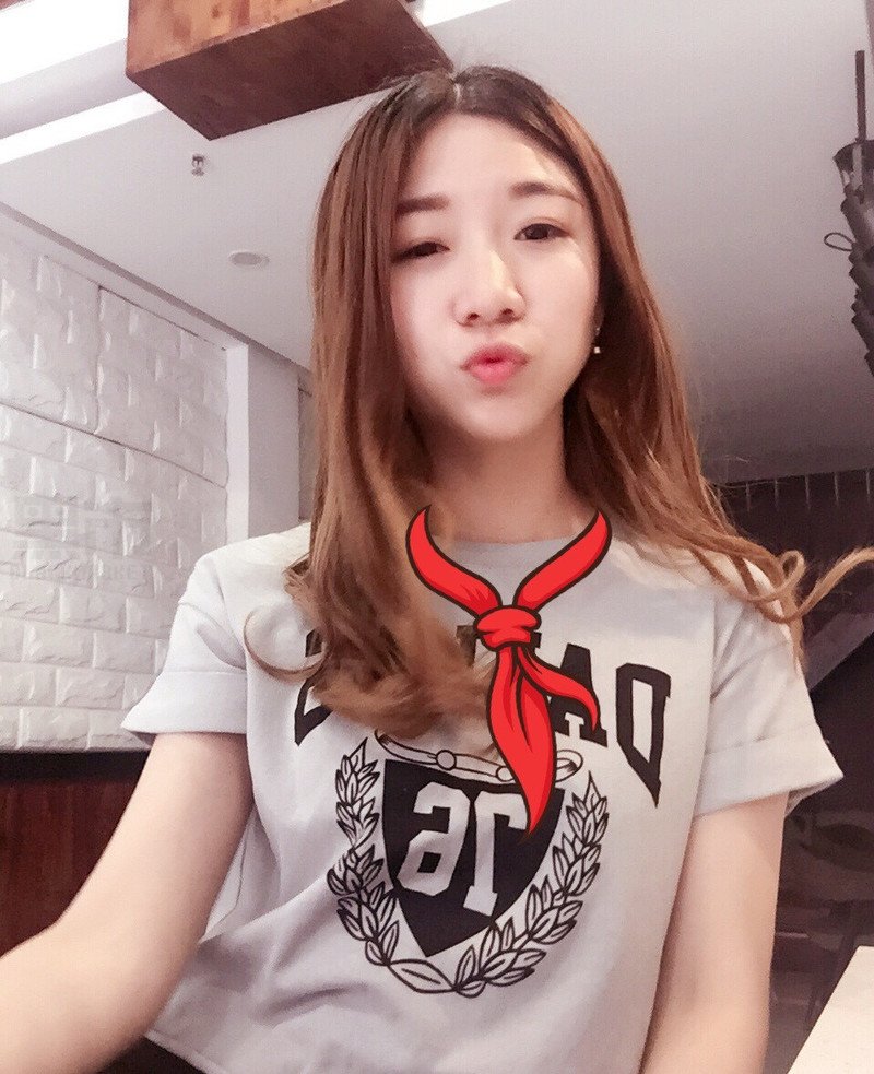 W40_女套图1371照片+30视频（可爱萌妹青春活泼旅游时尚网红脸——美女生活组图同一个人）-8
