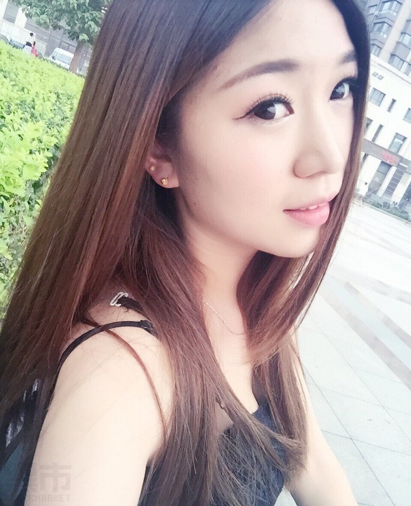 W40_女套图1371照片+30视频（可爱萌妹青春活泼旅游时尚网红脸——美女生活组图同一个人）-3