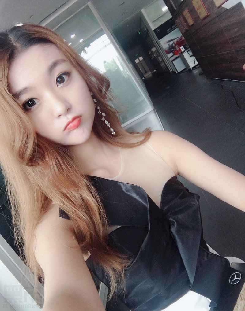 W42_女套图1538照片+153视频（多图多视频推荐时尚靓女靓丽多才多艺好衣品清纯青春网红——美女朋友圈生活-13