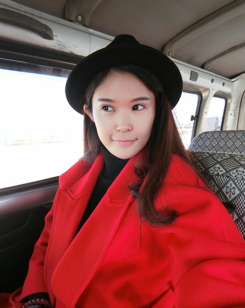 W43_女套图537照片+3视频（时尚潮流百变网恋图网红传统旅游时尚瓜子脸白富美——美女朋友圈一组照片）-9