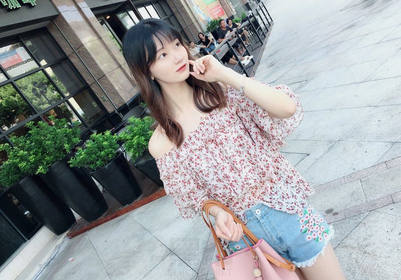W64_女套图774照片+79视频（粉色公主美少女自拍照 白富美）-1