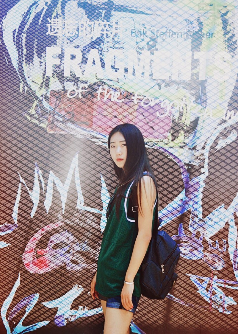 W67_女套图300照片（有情侣照 旅游时尚女神自拍照）-15