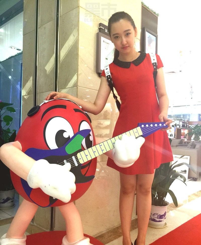 W68_女套图500照片+12视频（长腿青春美女 优秀学生女神主持人）-10