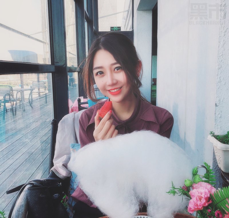 W70_女套图396照片+12视频（高颜值邻家美女 爱旅游大眼睛）-6