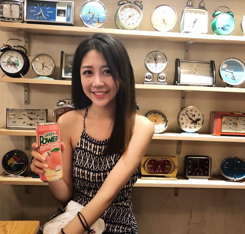 W70_女套图396照片+12视频（高颜值邻家美女 爱旅游大眼睛）-1