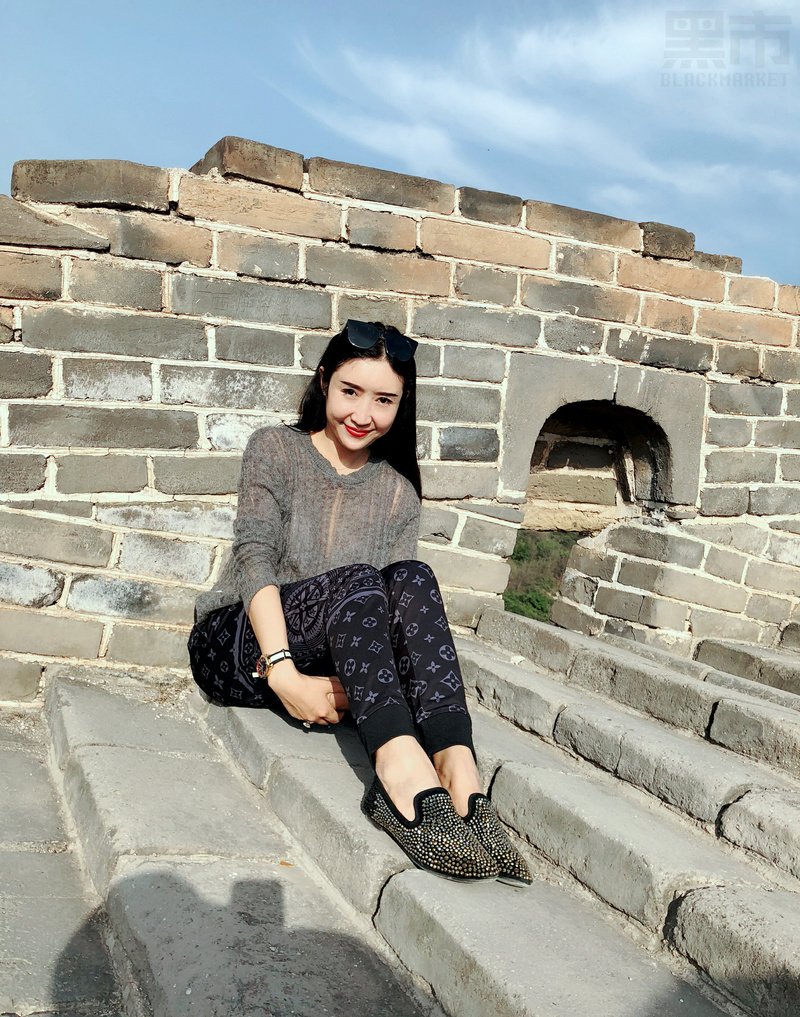 W71_女套图635照片+64视频（网红脸气质高冷白富美 有在车里照片）-11