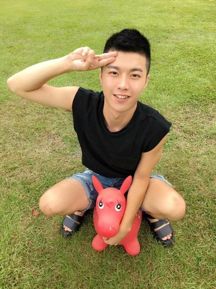E56 263张 男神帅哥生活照套图-1