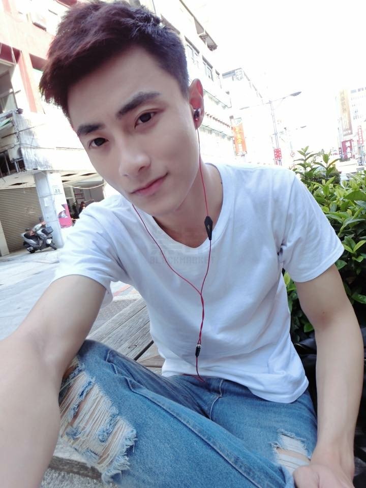 M12 195张 帅哥照片生活照男士套图-6