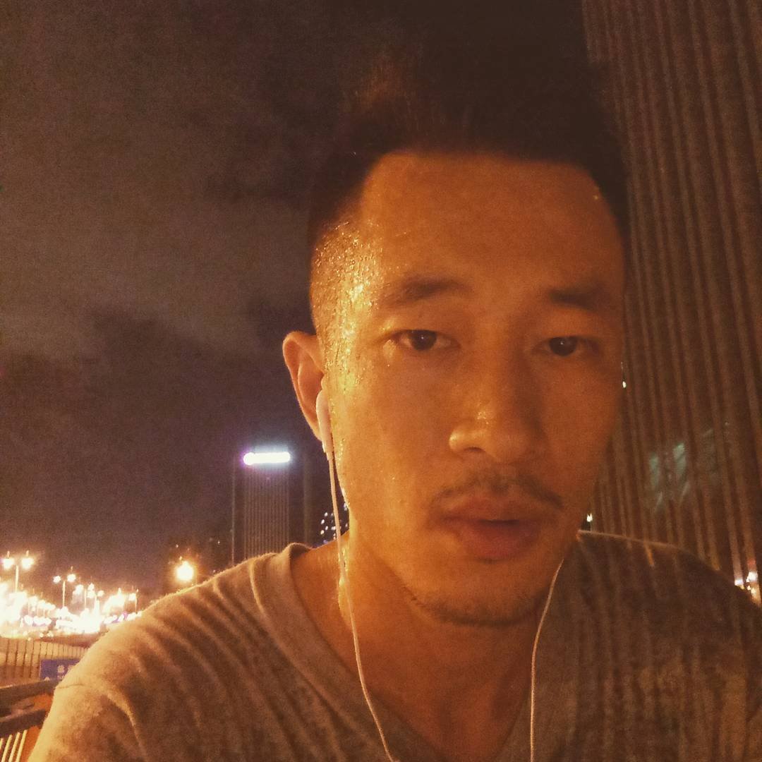 M11男图243照片+5视频（好身材帅哥男神真实有酒窝男士同一个人）-9