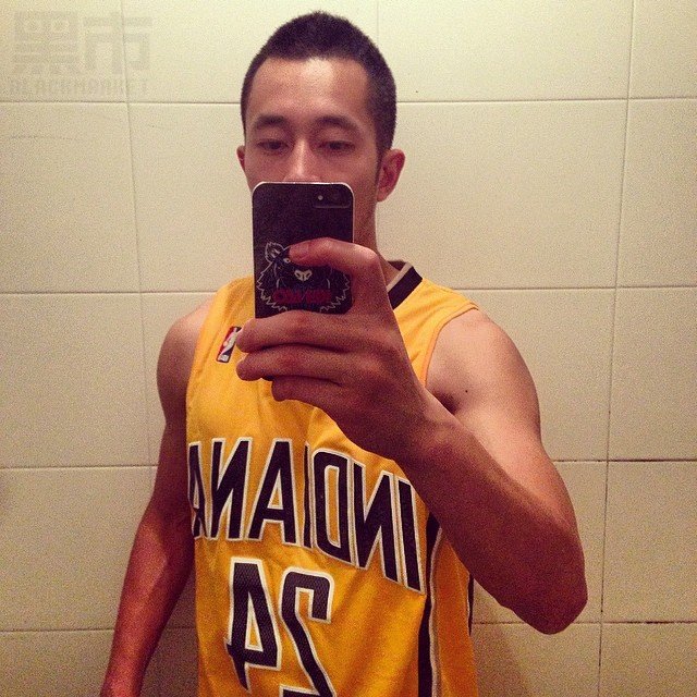 M11男图243照片+5视频（好身材帅哥男神真实有酒窝男士同一个人）-3