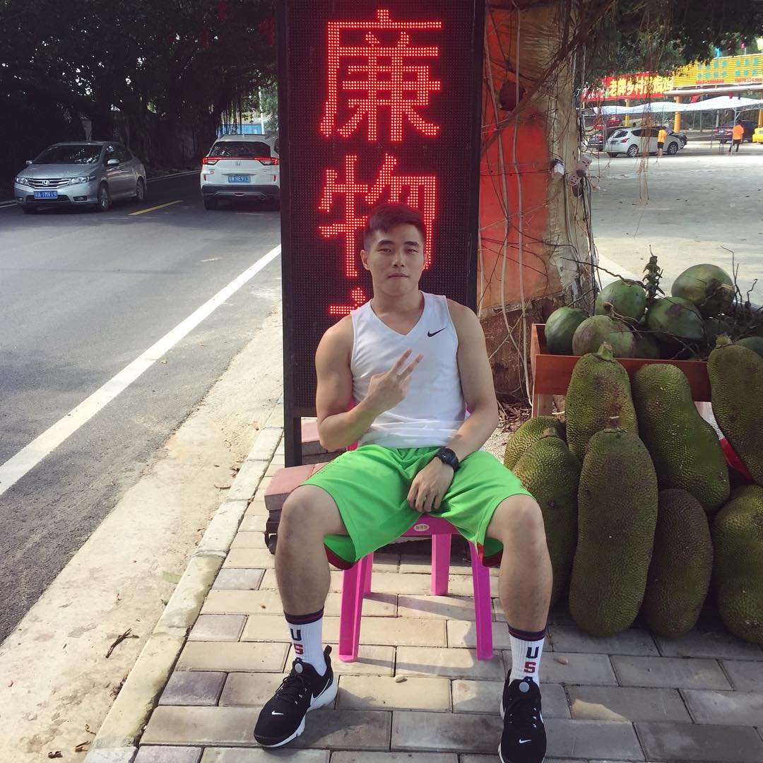 M09男图210照片+3视频（年轻帅哥学生男神爱好篮球好身材真实男士青年）-14