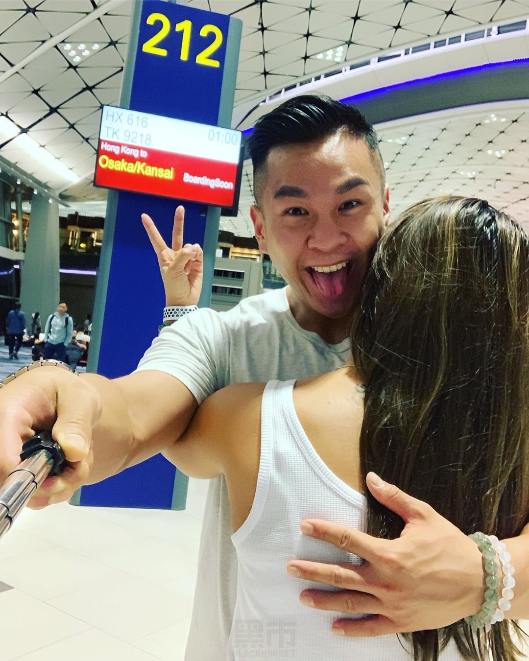 M19男图476照片+62视频（男神健身大叔教练超好身材帅哥青年时尚气质真实）-15