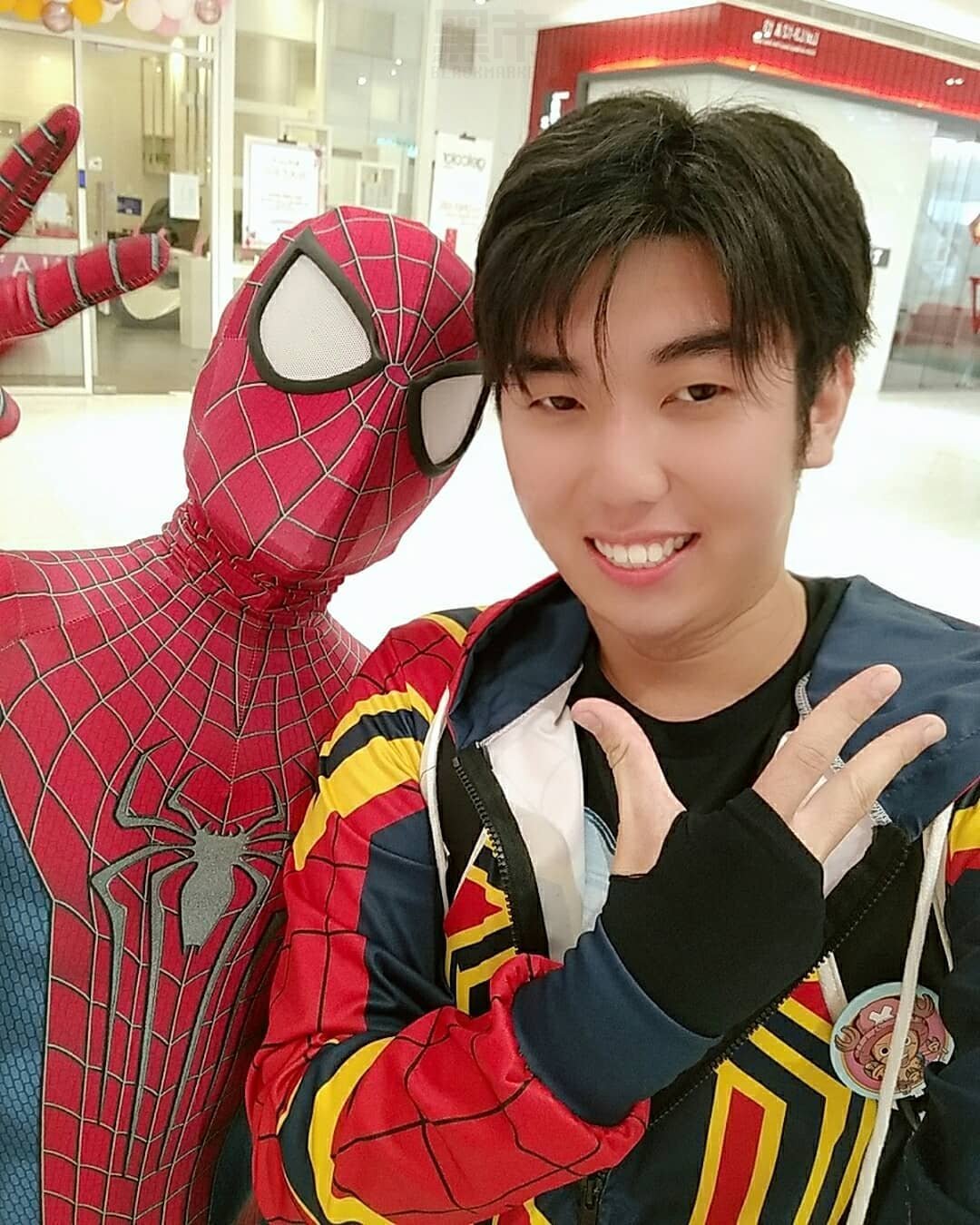 M10男图305照片+1视频（年轻帅哥小男神活泼小青年爱好二次元时尚小鲜肉）-9