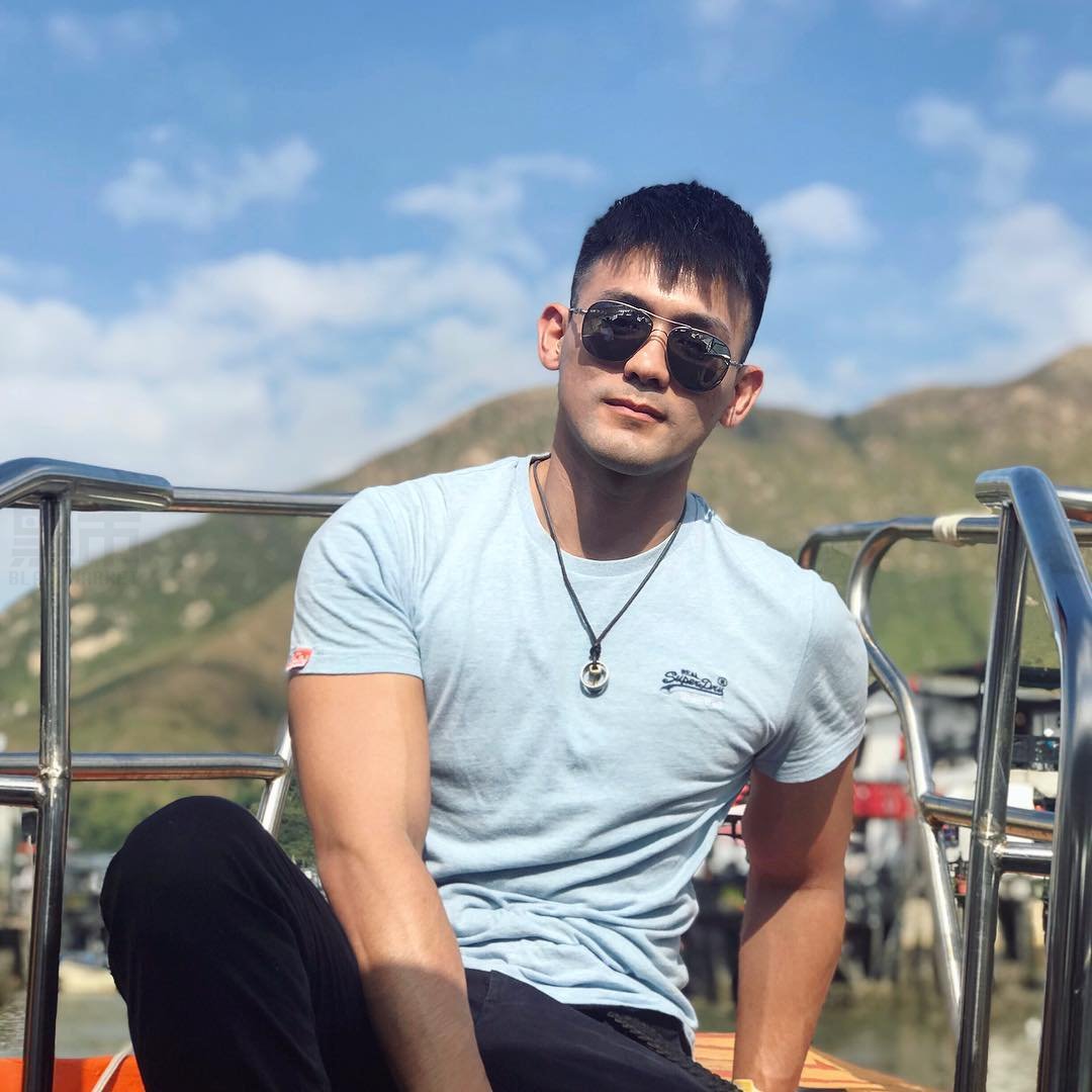 M13男图148照片（大帅哥男神高富帅时尚男士旅游潮流迷人好身材）-4