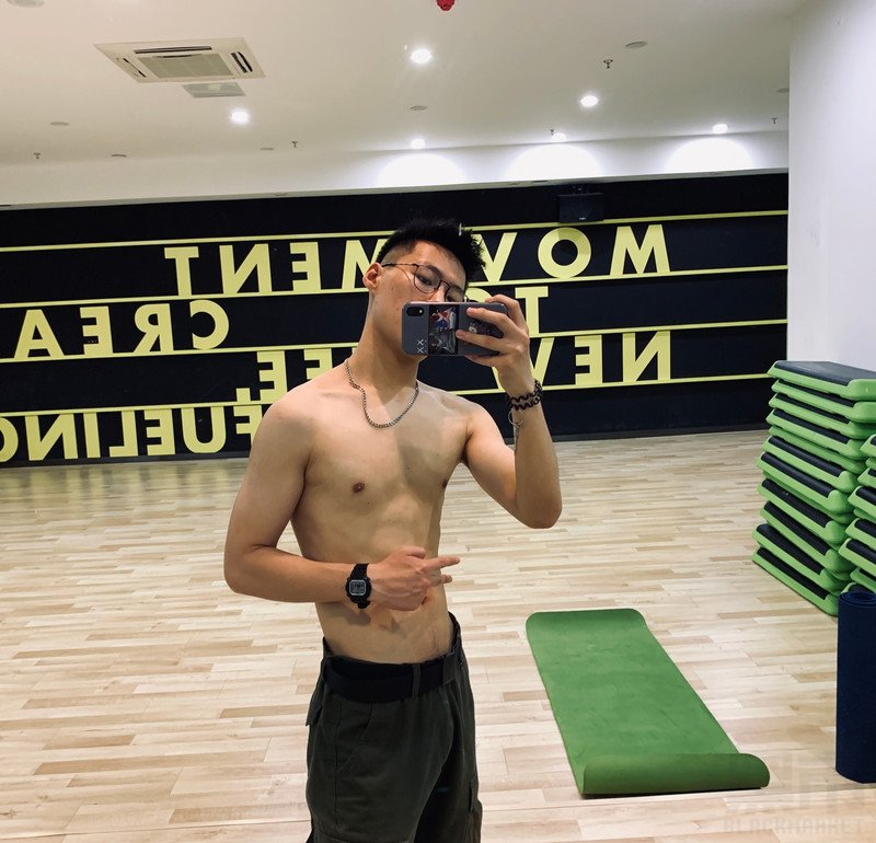 M48_男套图212照片+1视频（小年轻普通男士同一个人图片男生小青年微商朋友圈素材）-12