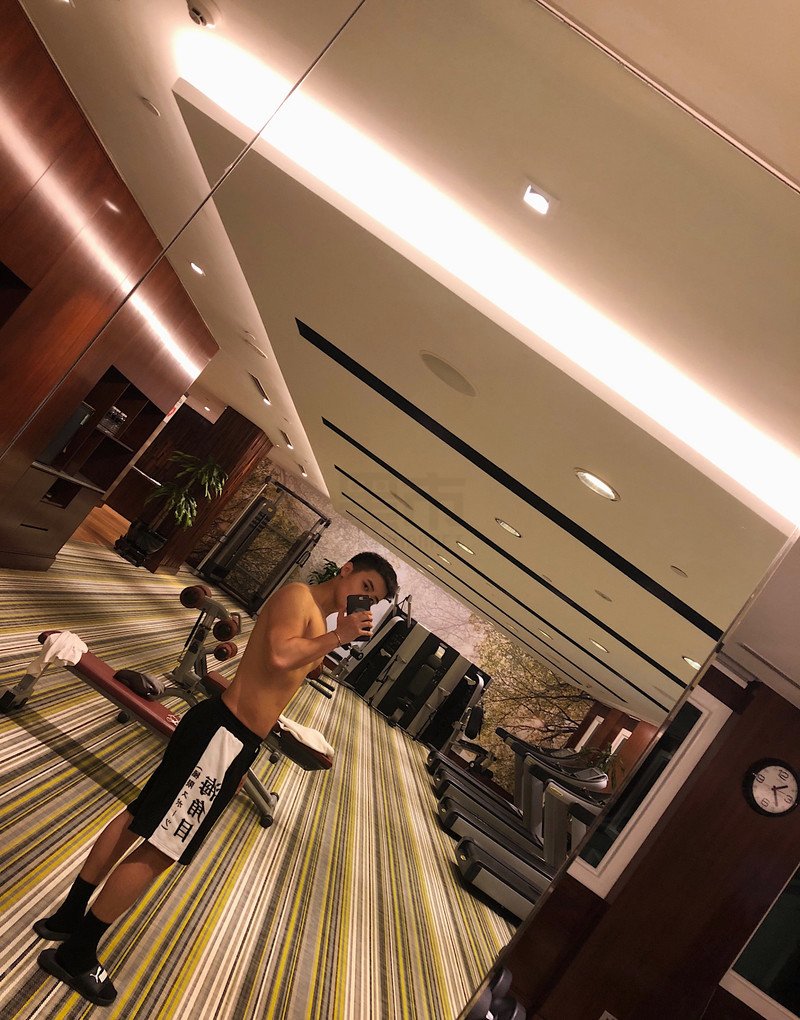 M55_男套图261照片+14视频（英俊小年轻青年男神旅游时尚自拍照微信朋友圈素材）-14
