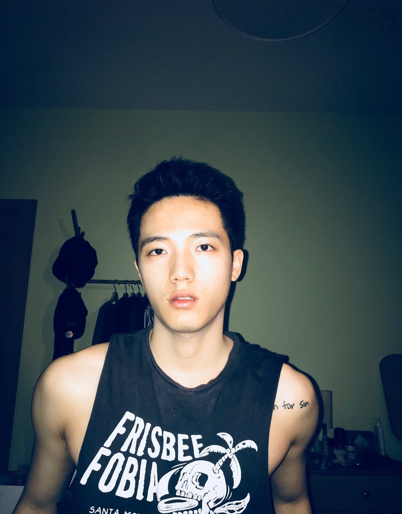 M56_男套图231照片+9视频（时尚干净小年轻男生真实朋友圈自拍照微信微商网恋图）-5